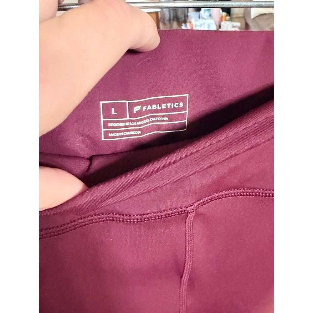 Fabletics Womens High Waisted Pocket Leggings Burgundy Plum Size L Activewear